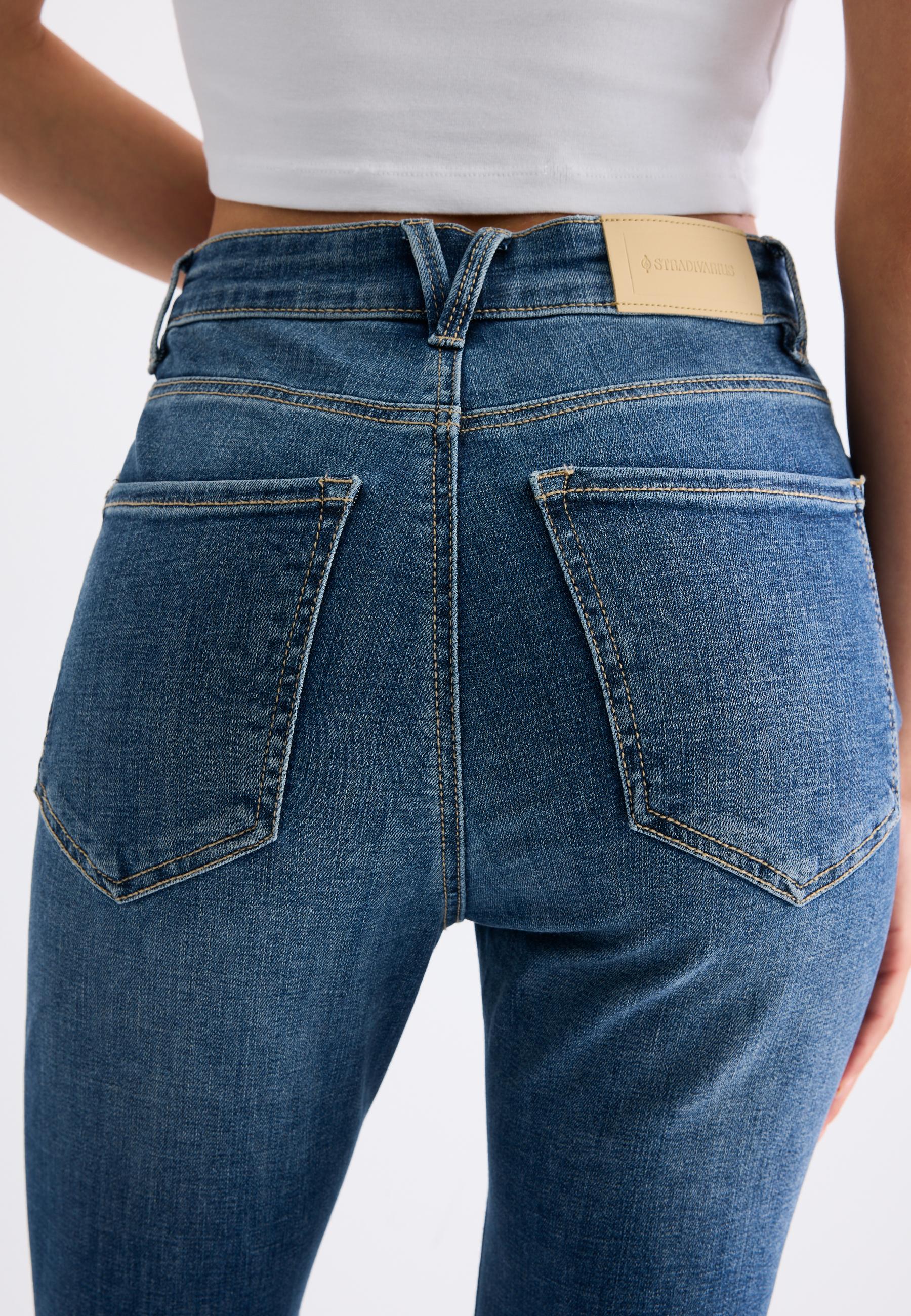 Capri jeans — MEDIUM BLUE DENIM