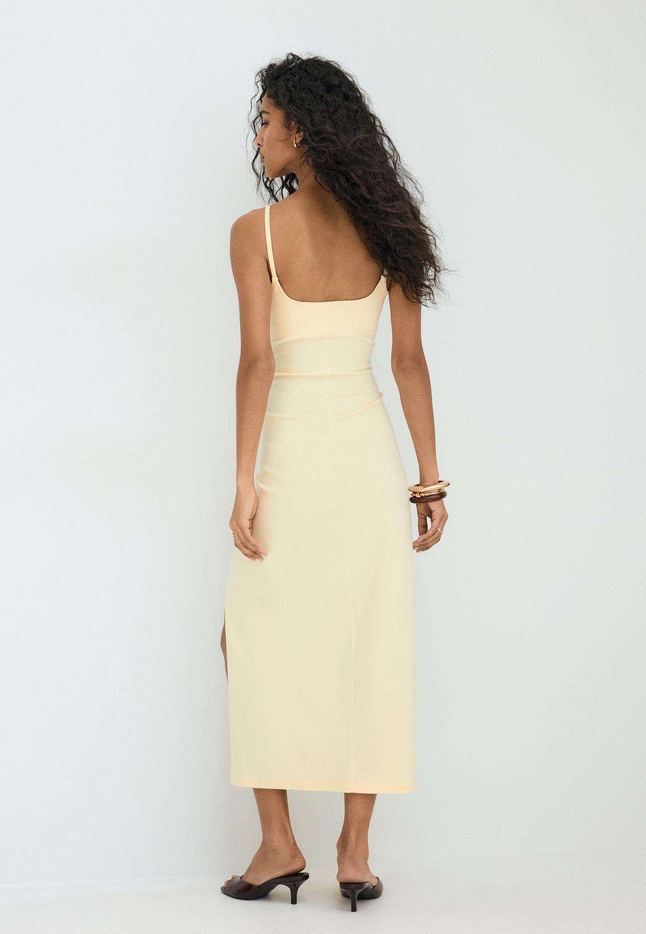Fitted square neckline midi dress — Pastel yellow