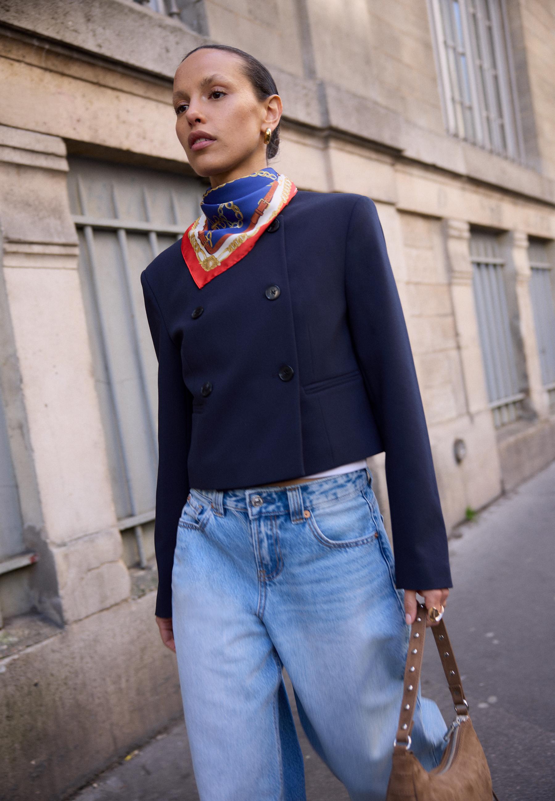 Cropped round neck blazer — Navy blue