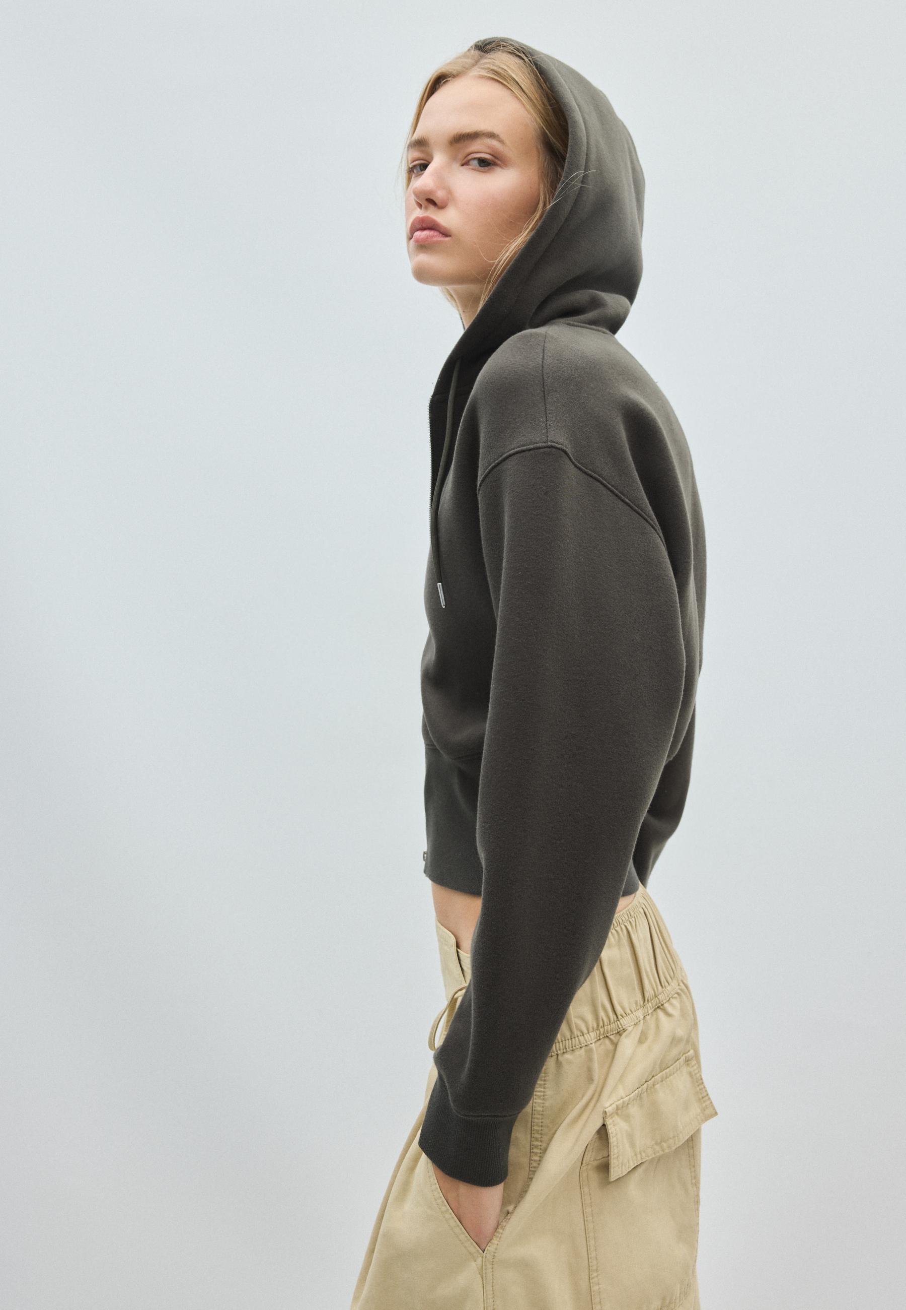 Zip-up hooded sweatshirt — Green