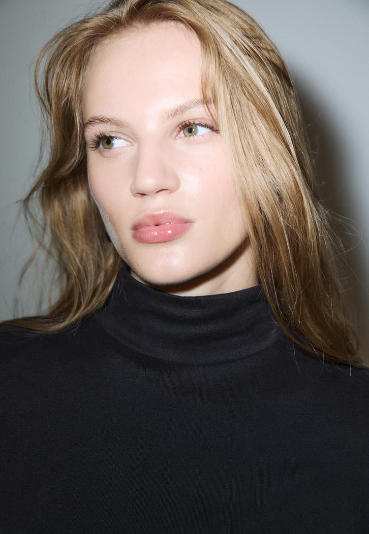 basic high neck t shirt