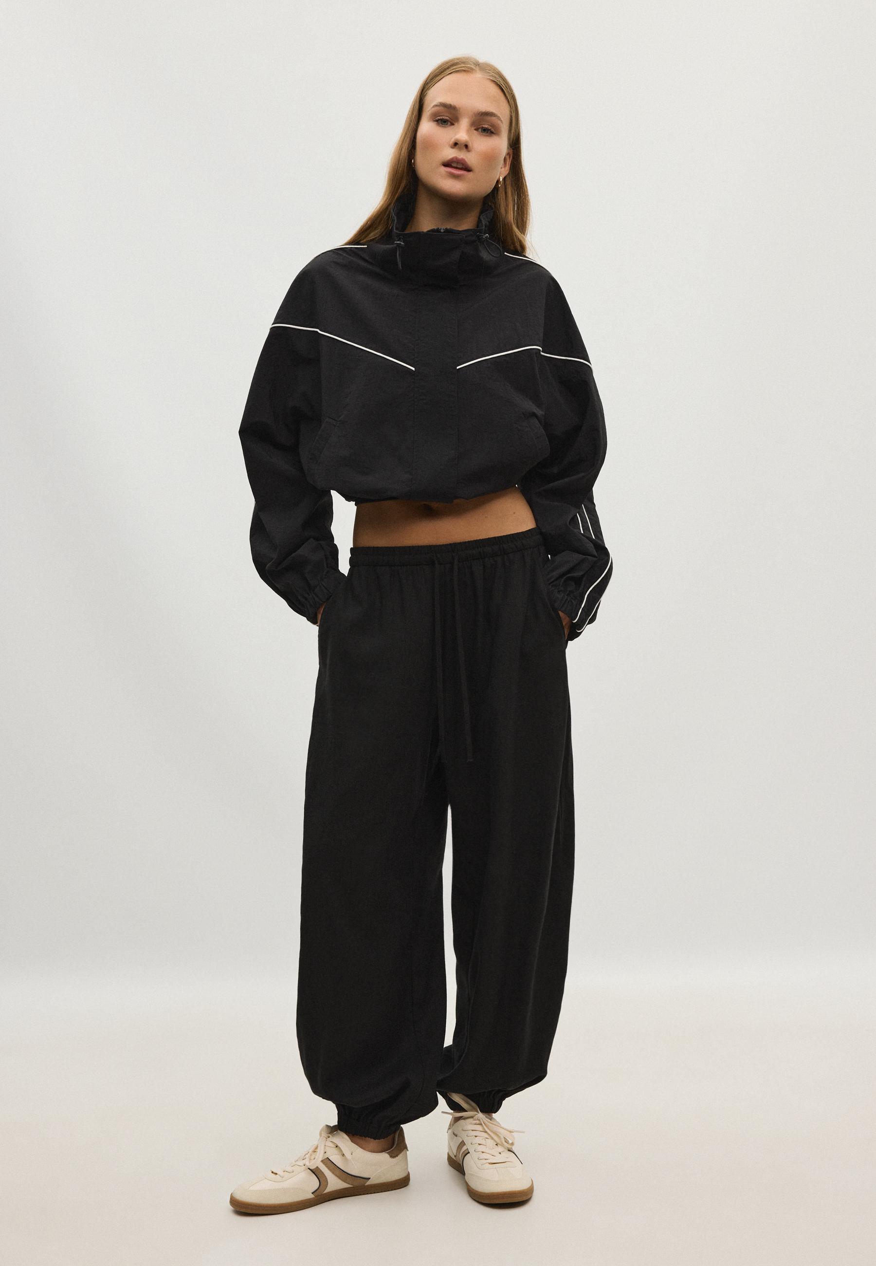 S011 Basic retro trainers — ECRU