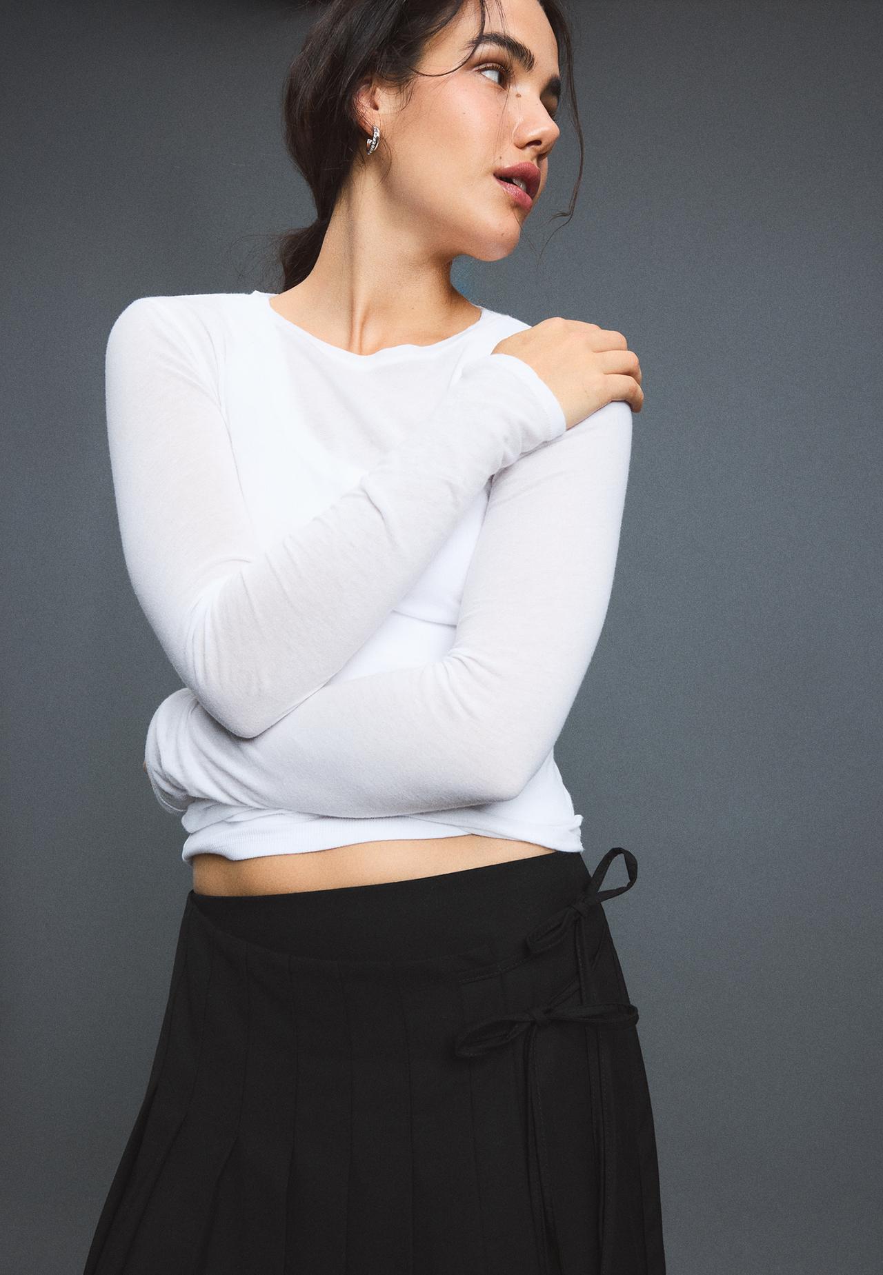 Pleated wrap midi skirt — Black