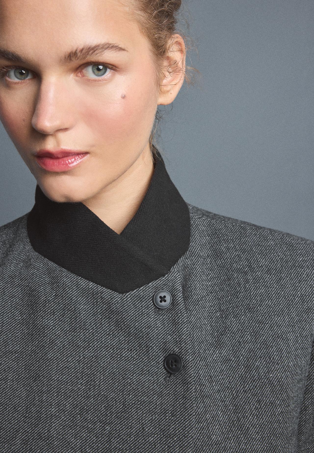 Asymmetric blazer — Dark grey