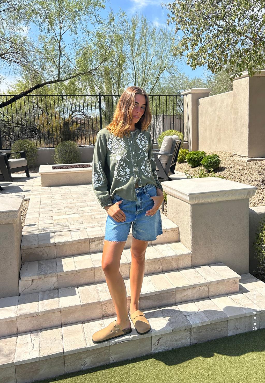 D93 Short denim longline