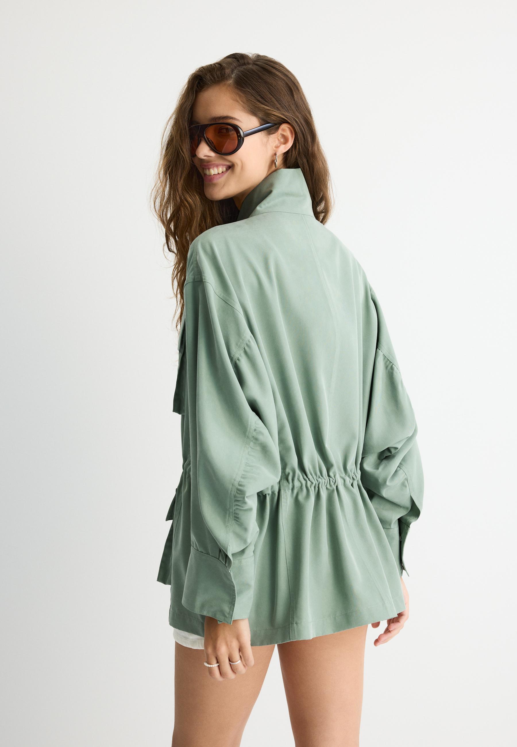 Fluid utility parka — Khaki