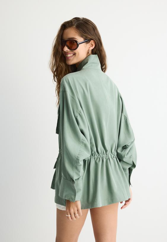 Stradivarius Parka Fluide Utilitaire Kaki Xs