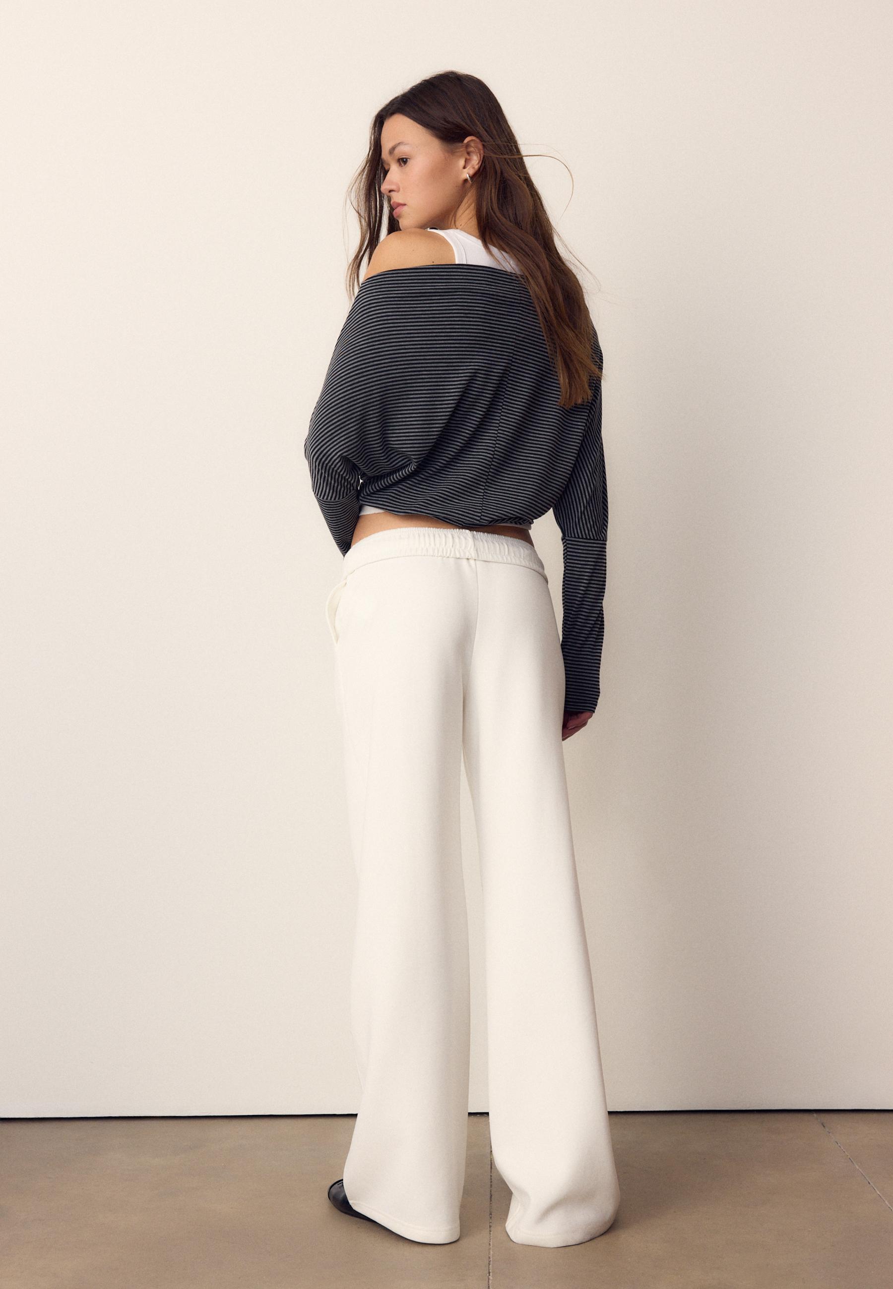 Wide-leg jogger trousers — Ecru