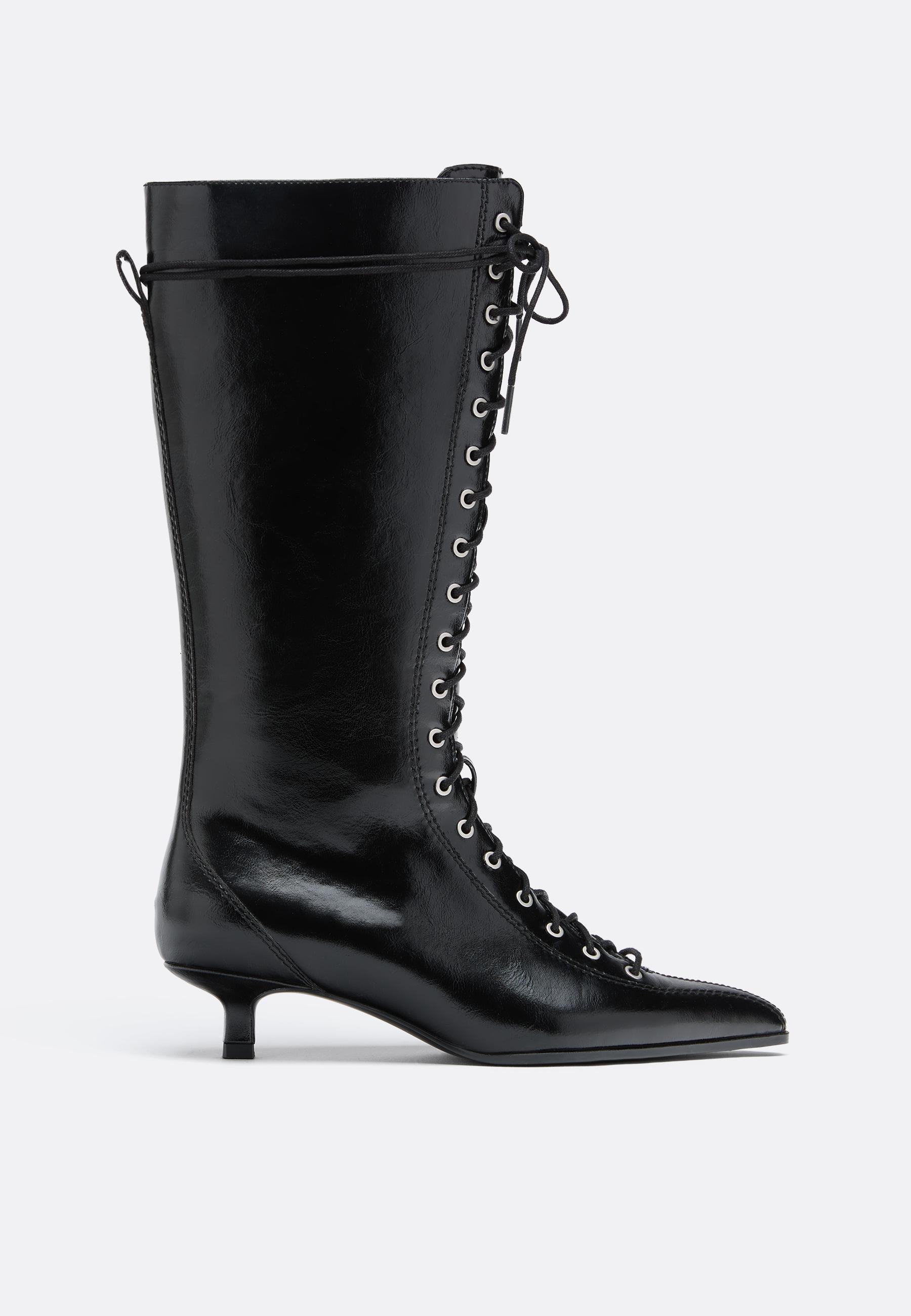 Stradivarius Snörade Stövlar Med Taxklack dam