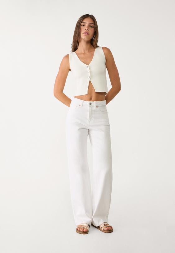 knit top with buttons