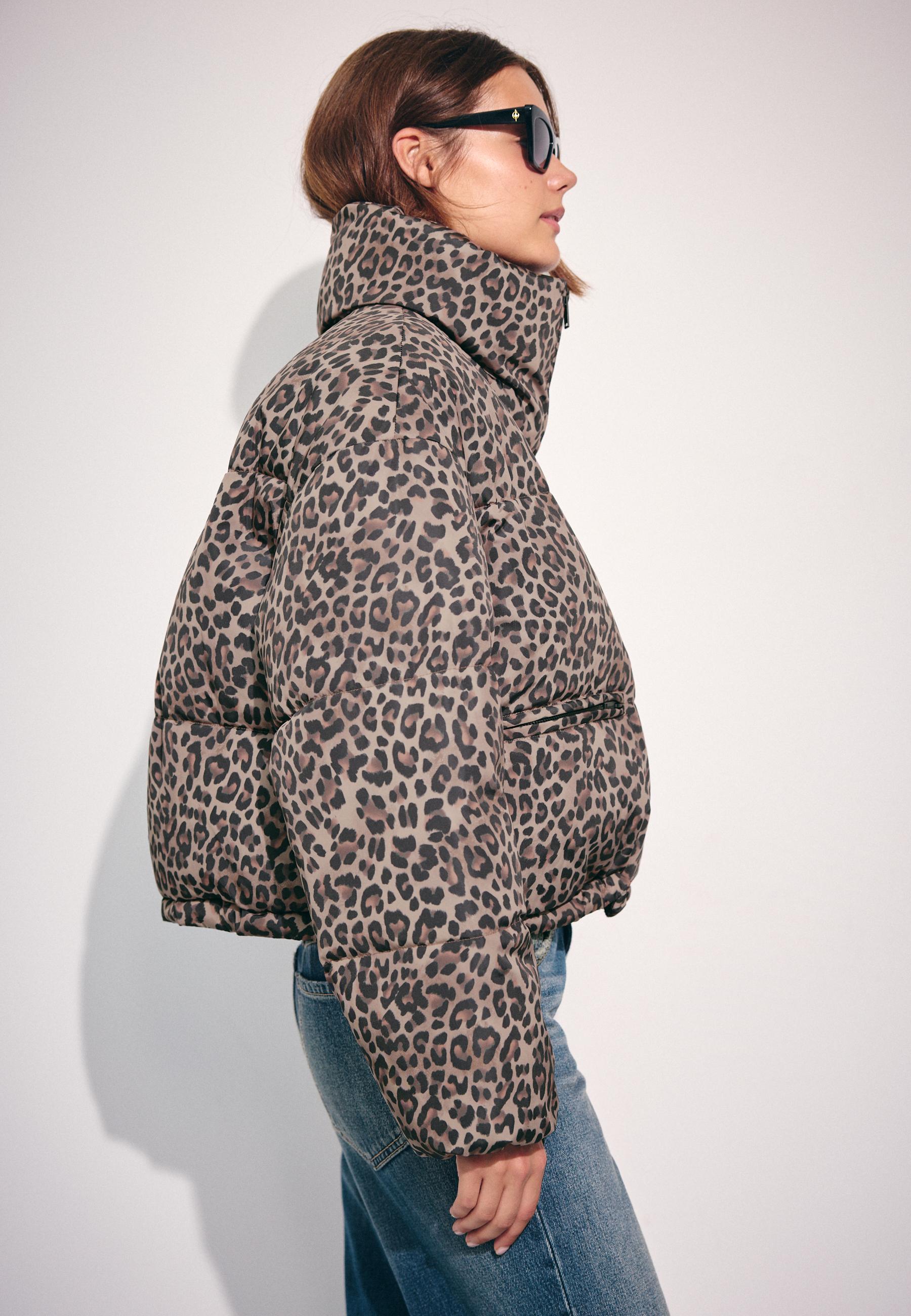 Animal print high-neck padded cropped jacket — Mid beige
