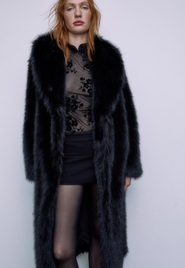 abrigo largo efecto pelo