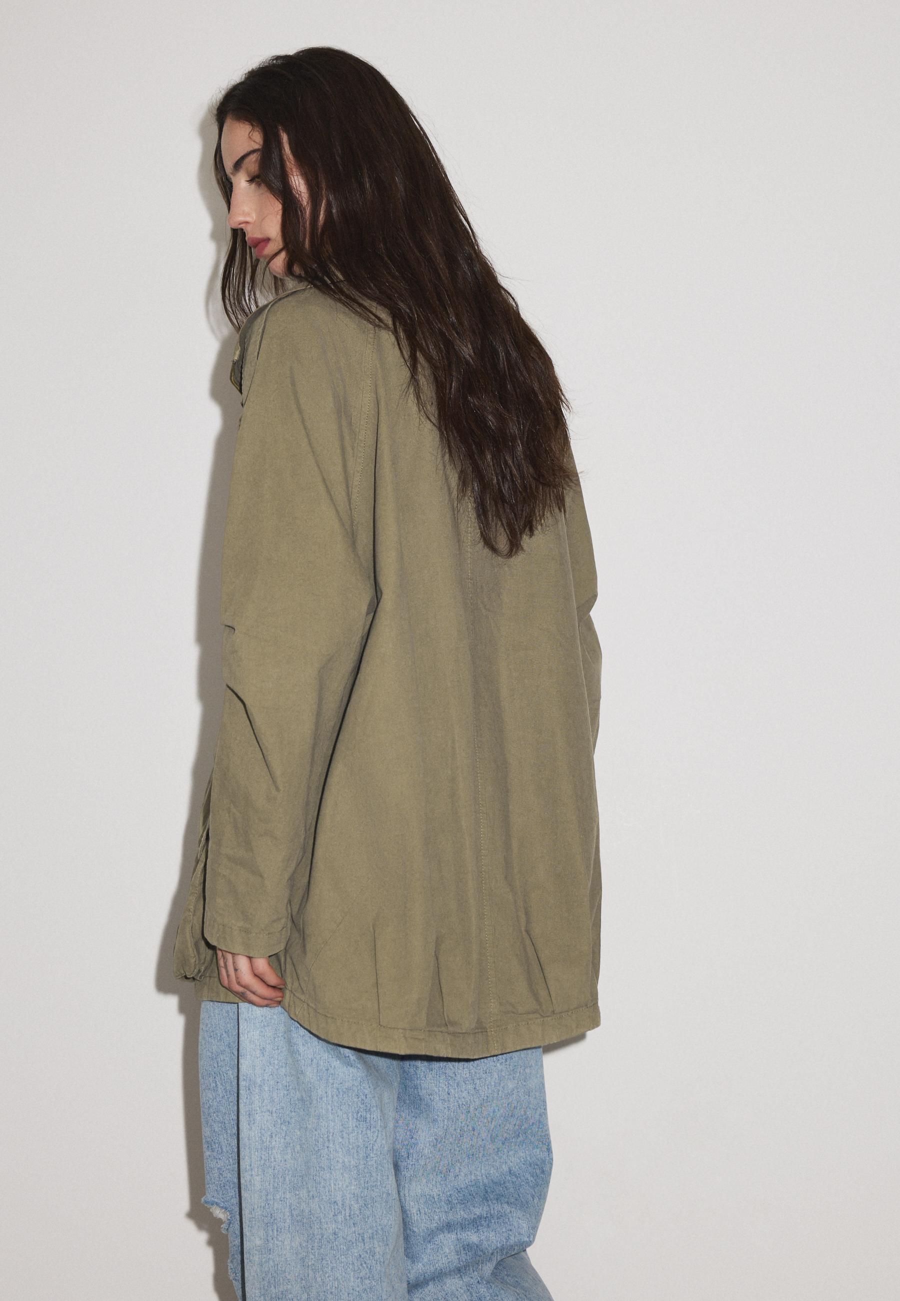 Oversize parka with pockets — Khaki