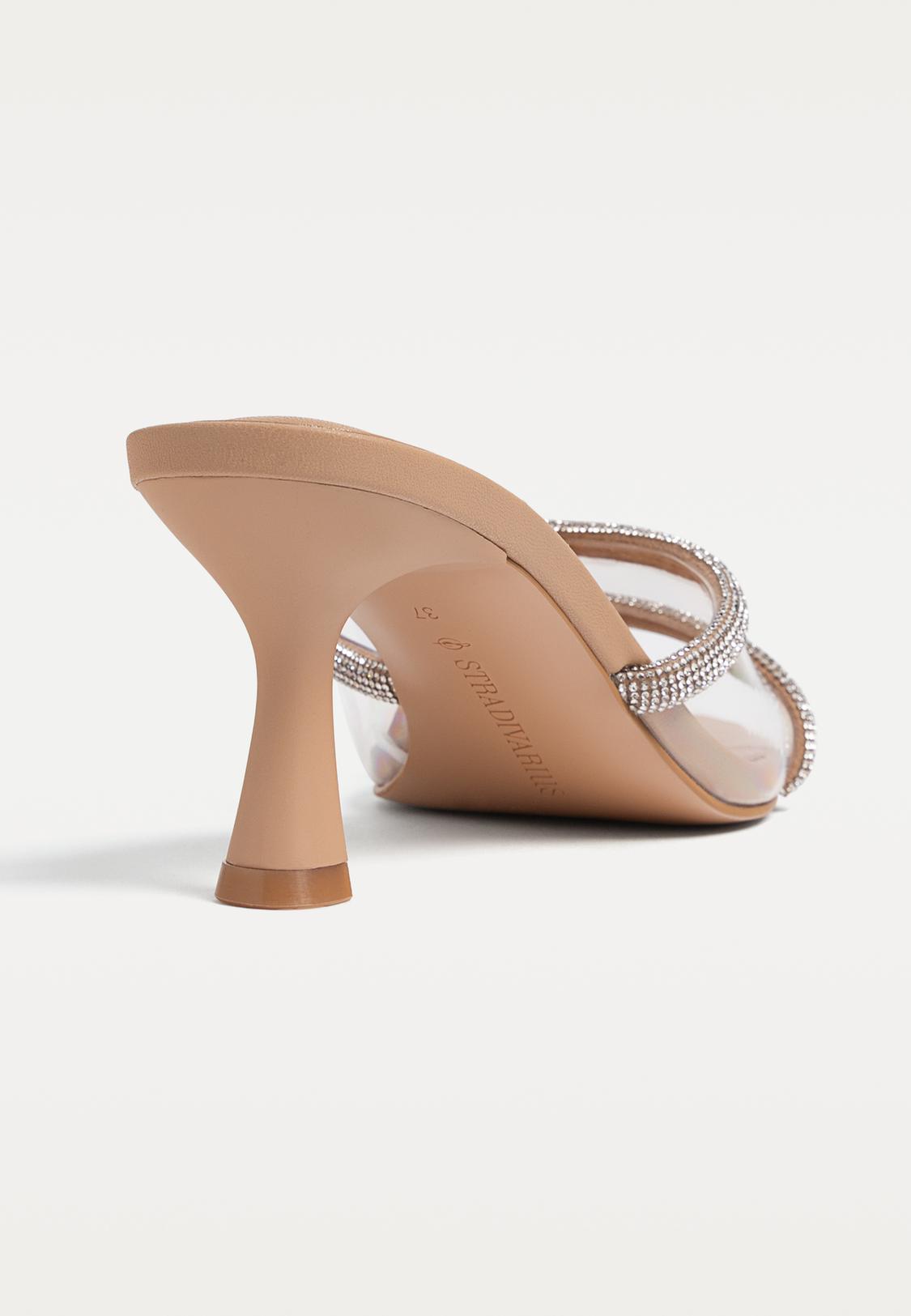 Sandalias vinilo brillos Stradivarius Nicaragua