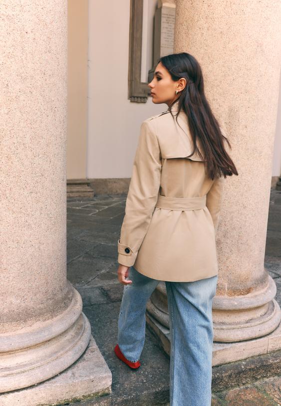 Къс Основен Тренчкот