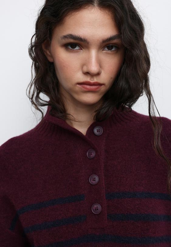 Çizgili dik yaka kısa triko elbise - Görsel 5