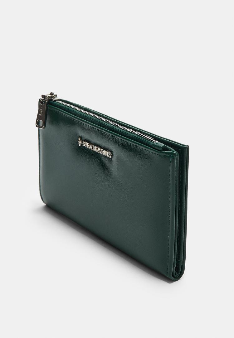 basic zip up purse