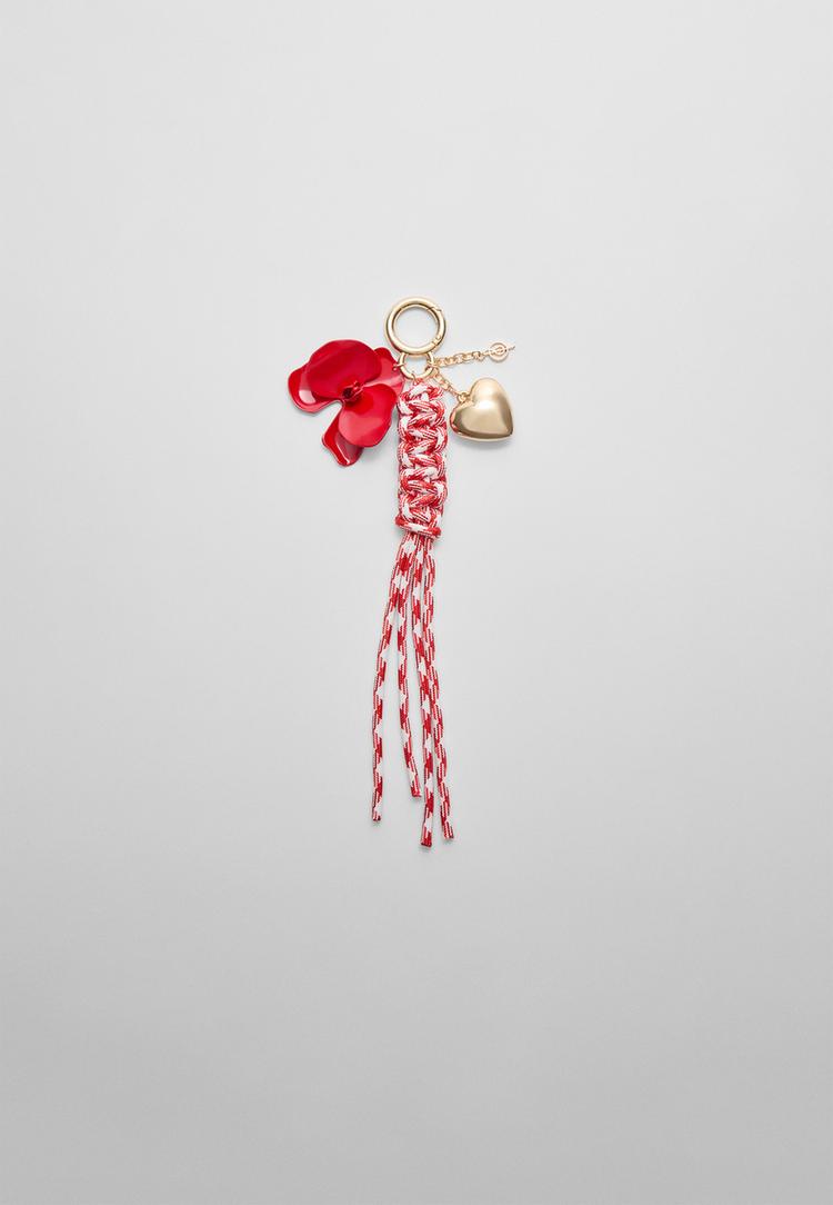 llavero charm flor y corazon