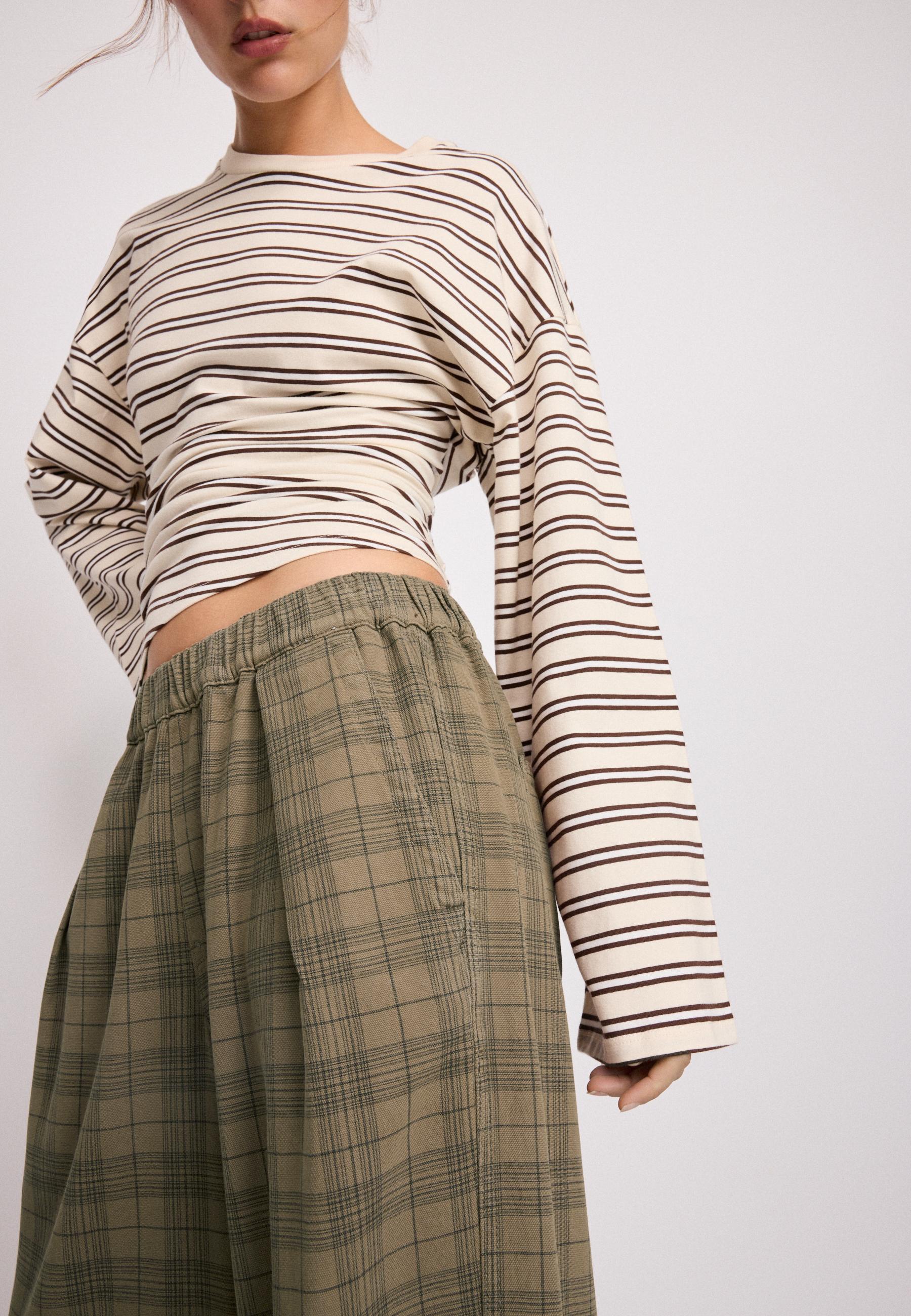 Checked wide straight-leg trousers — Beige