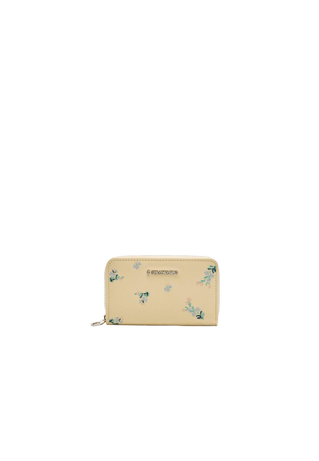 Rectangular purse with zip