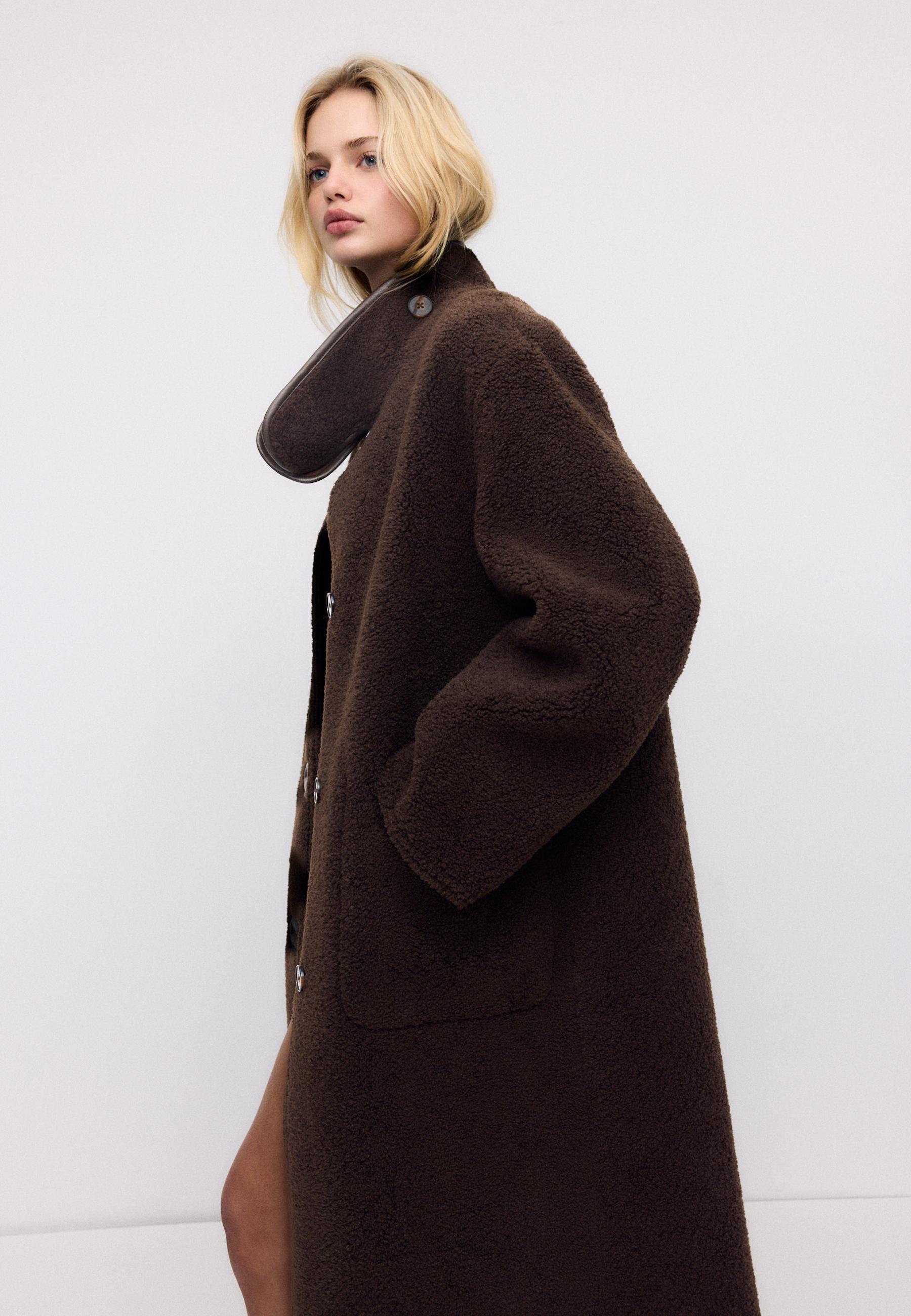 Long reversible double-faced coat — Brown