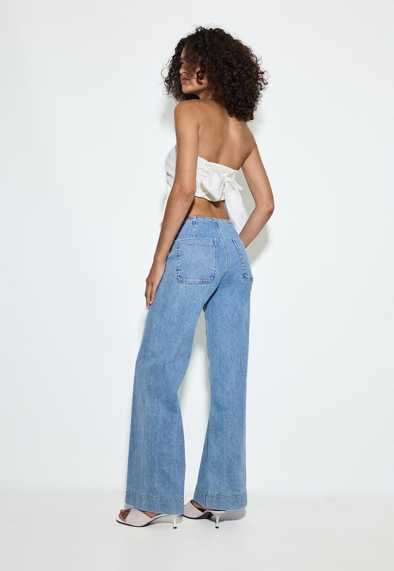 d77-minimalistische-jeans-mit-taschen