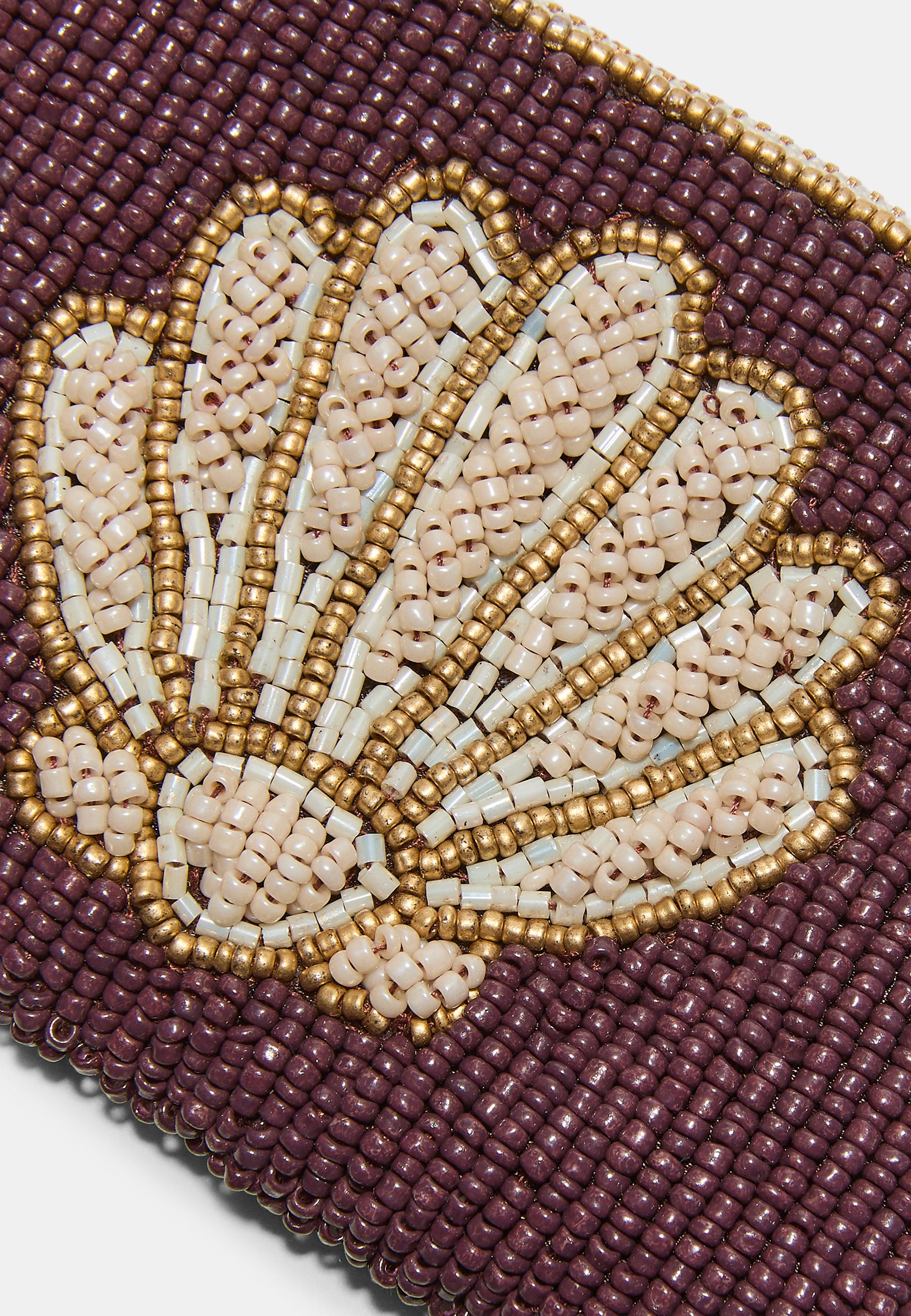 Small beaded purse — Brown