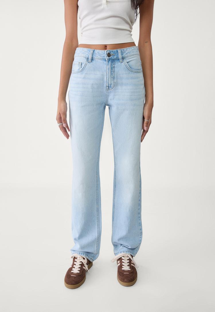 jeans straight