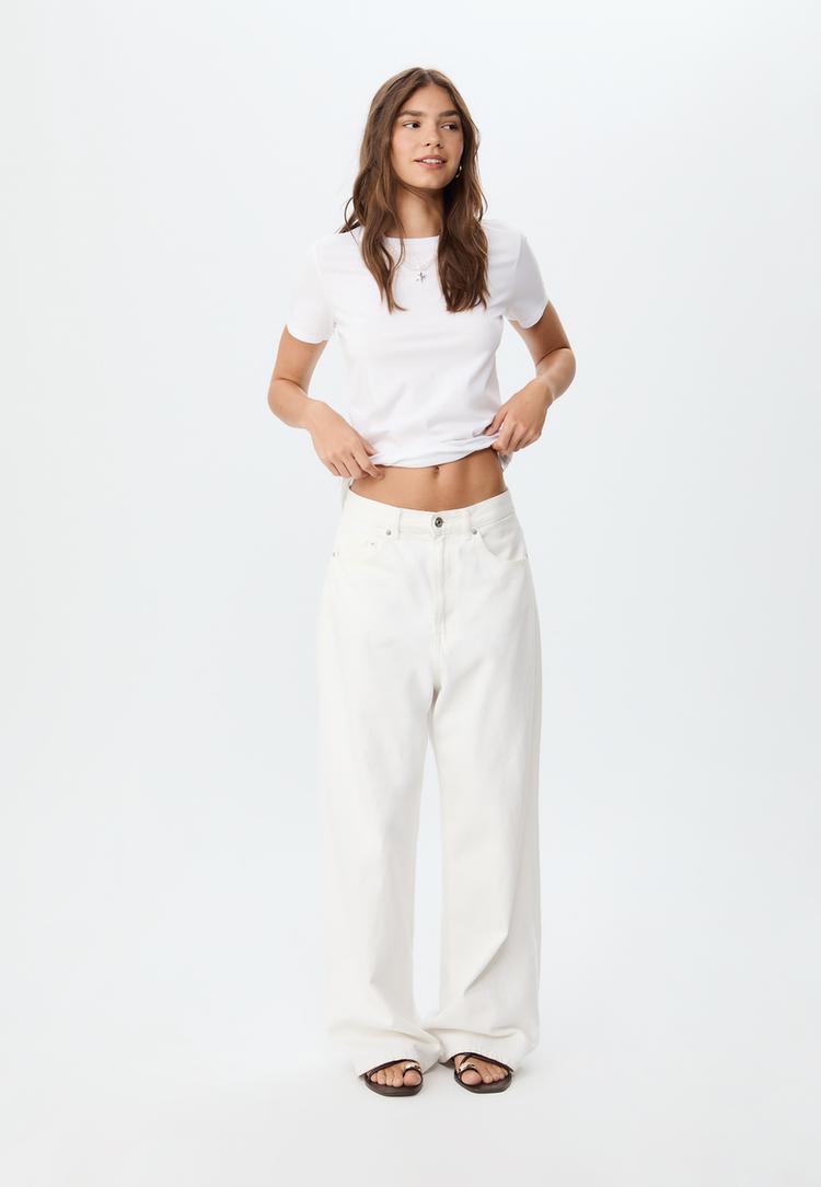 basic-t-shirt-im-regular-fit-mit-rundausschnitt