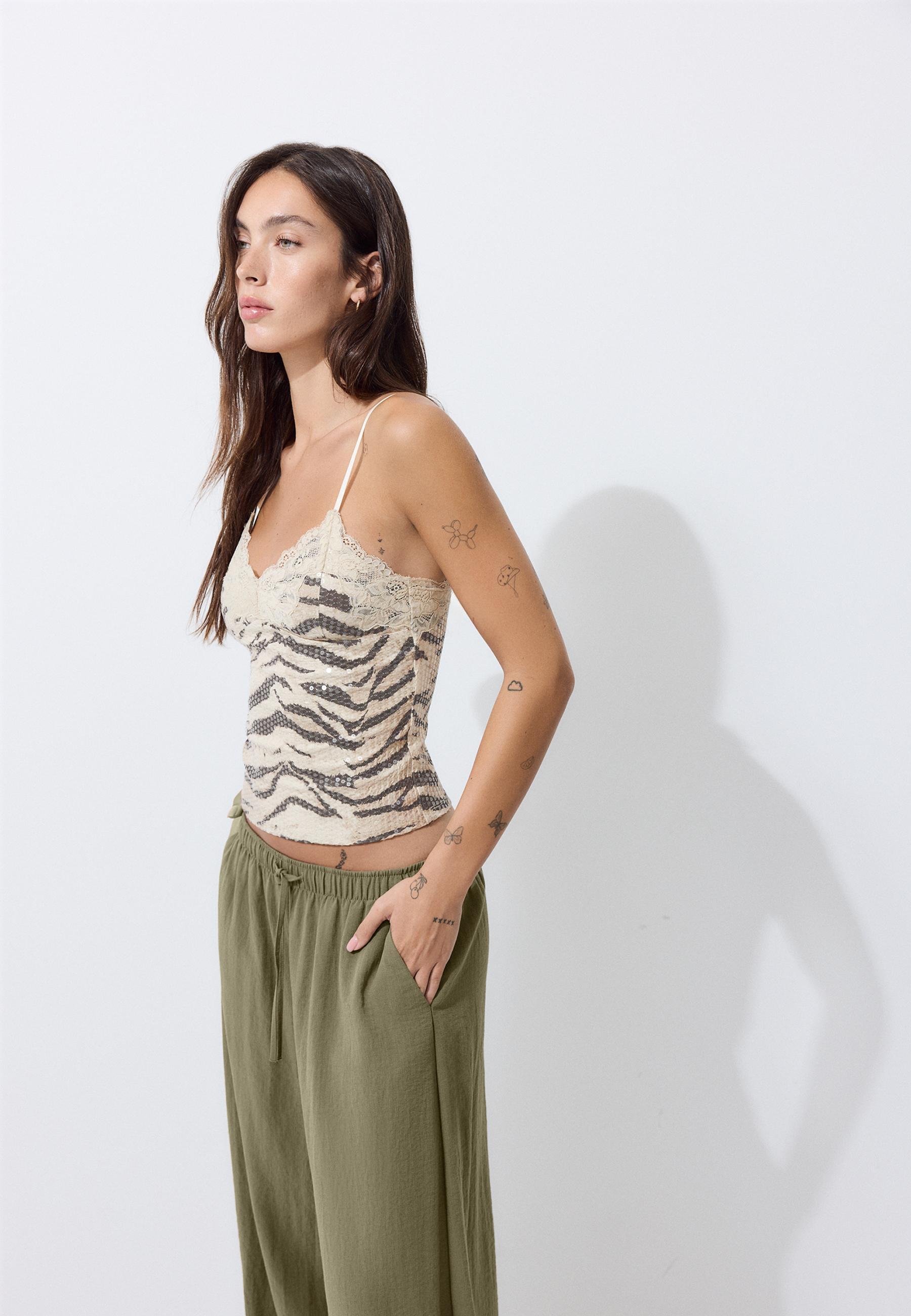 Animal print sequin slim fit top — Beige