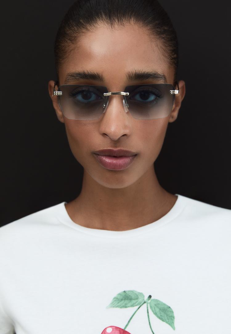 randlose-rechteckige-brille