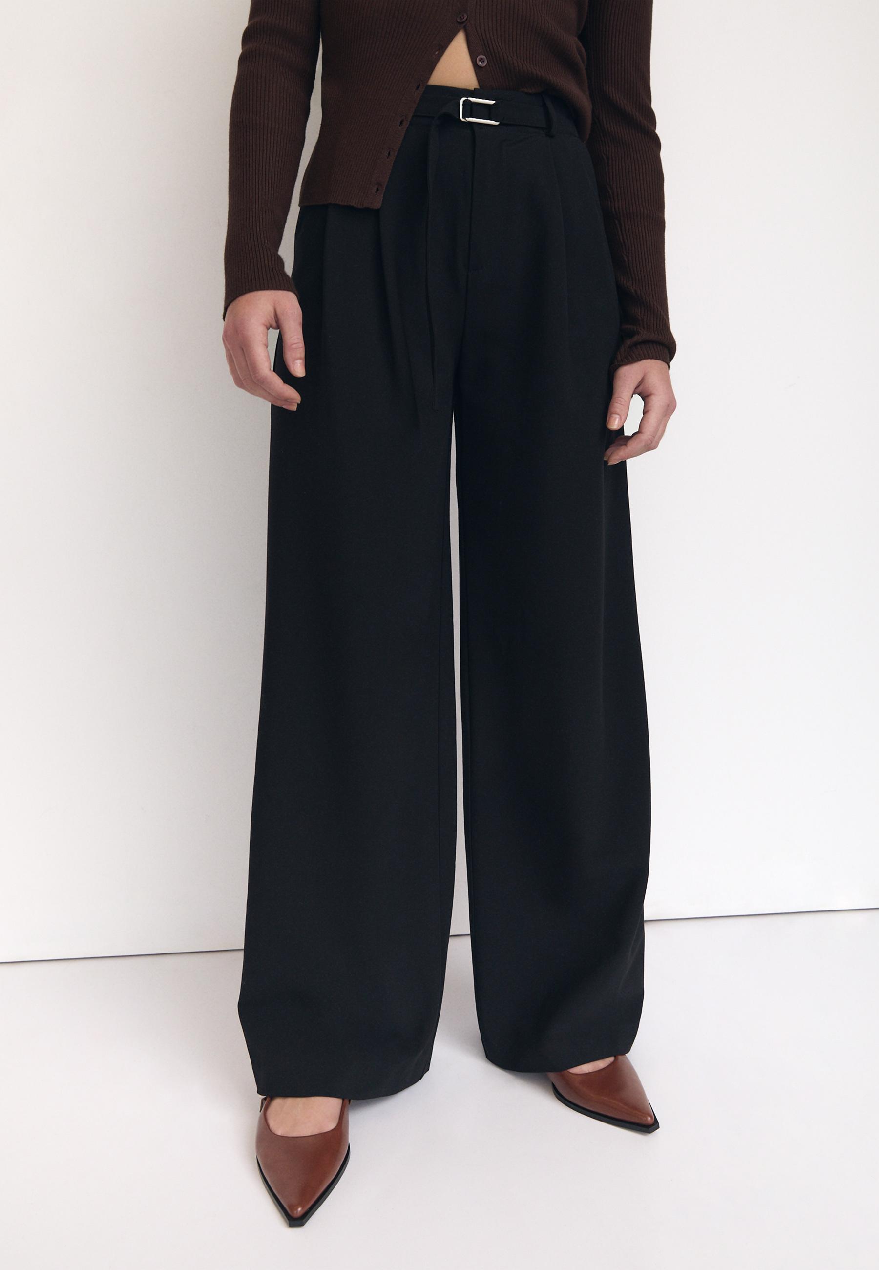 Wide-leg trousers with buckle detail — Black