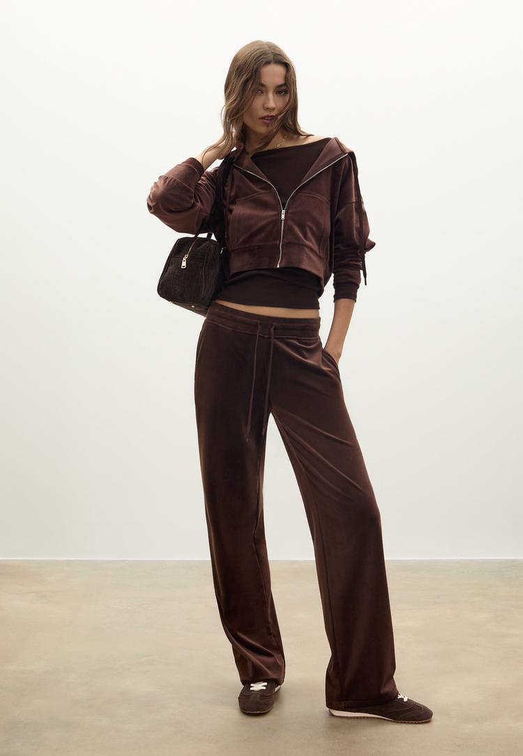 Stradivarius Pantaloni Jogger Catifea Maro M