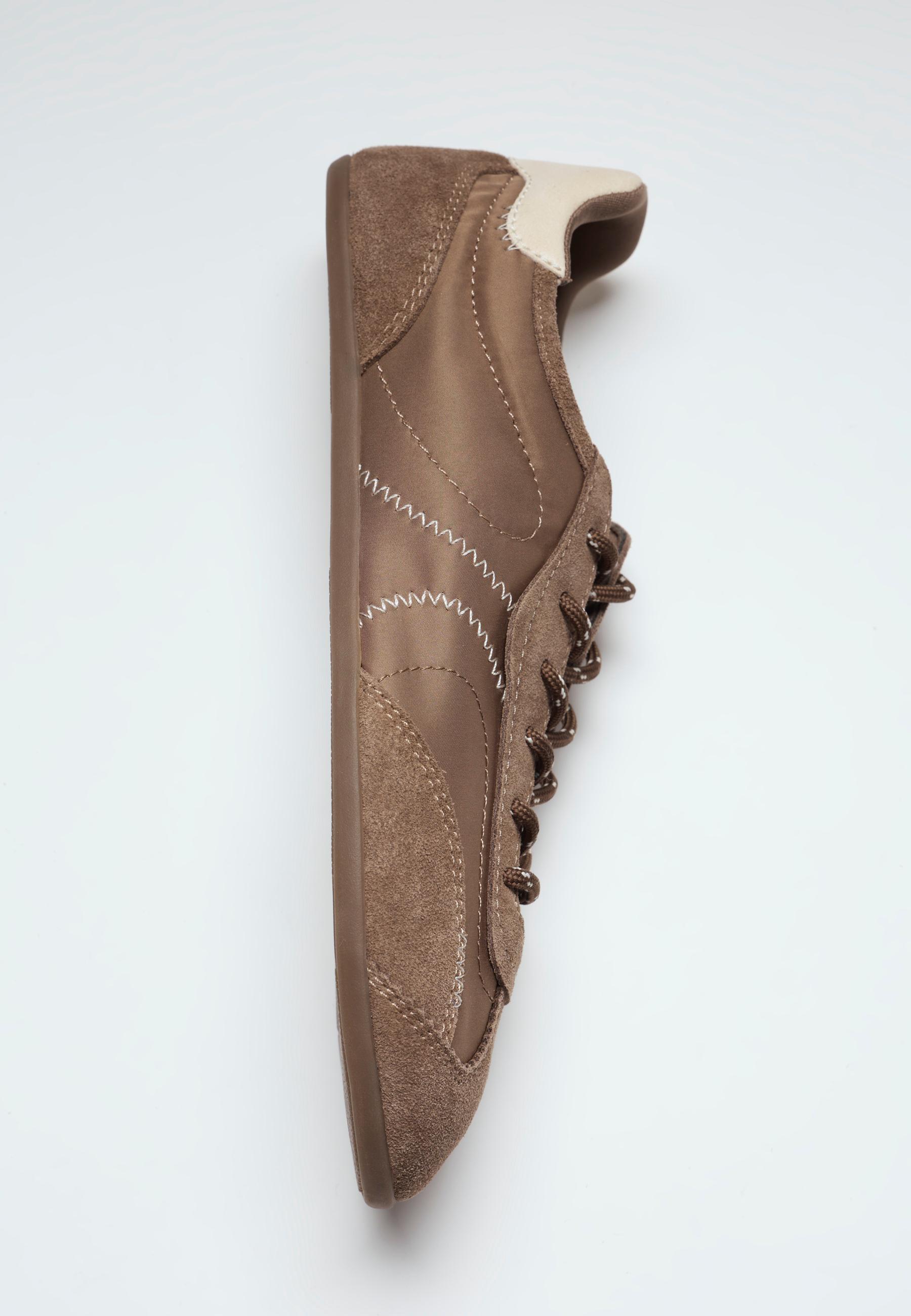 Lace-up leather detail sneakerinas — BROWN