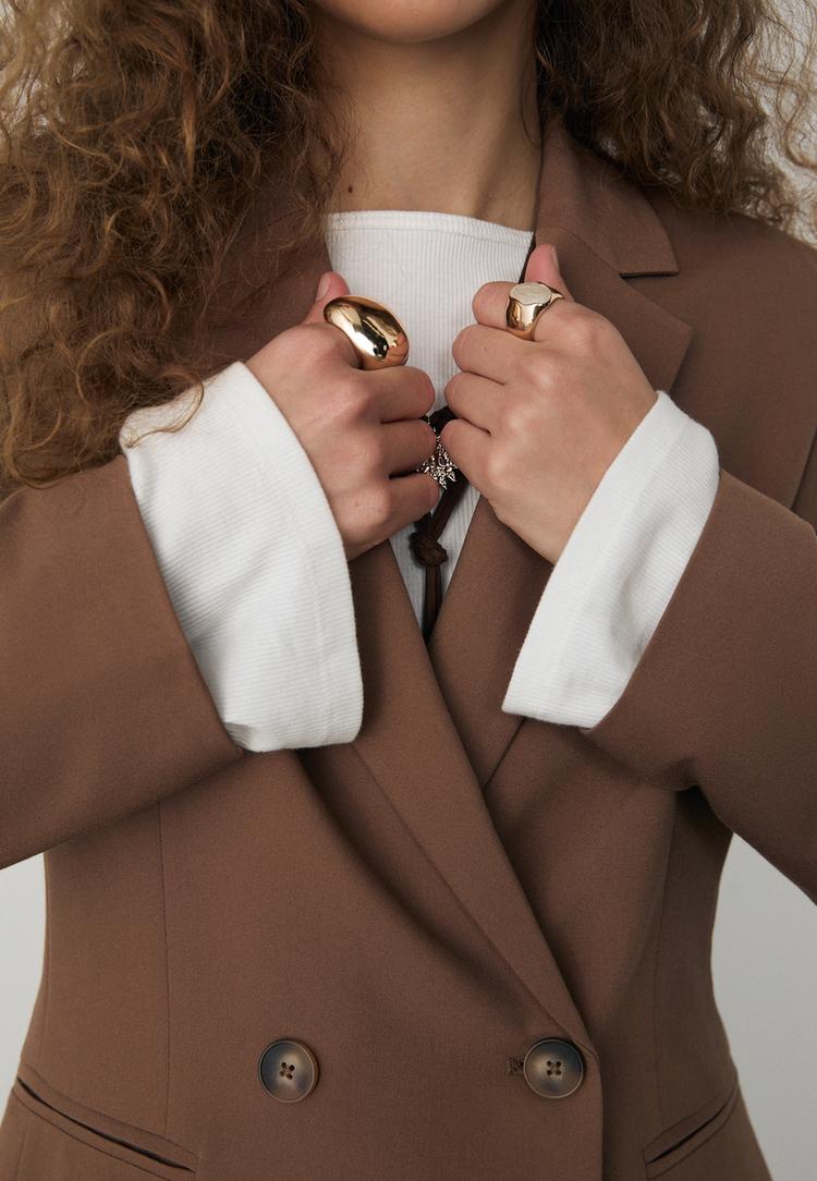 americana slim fit cruzada