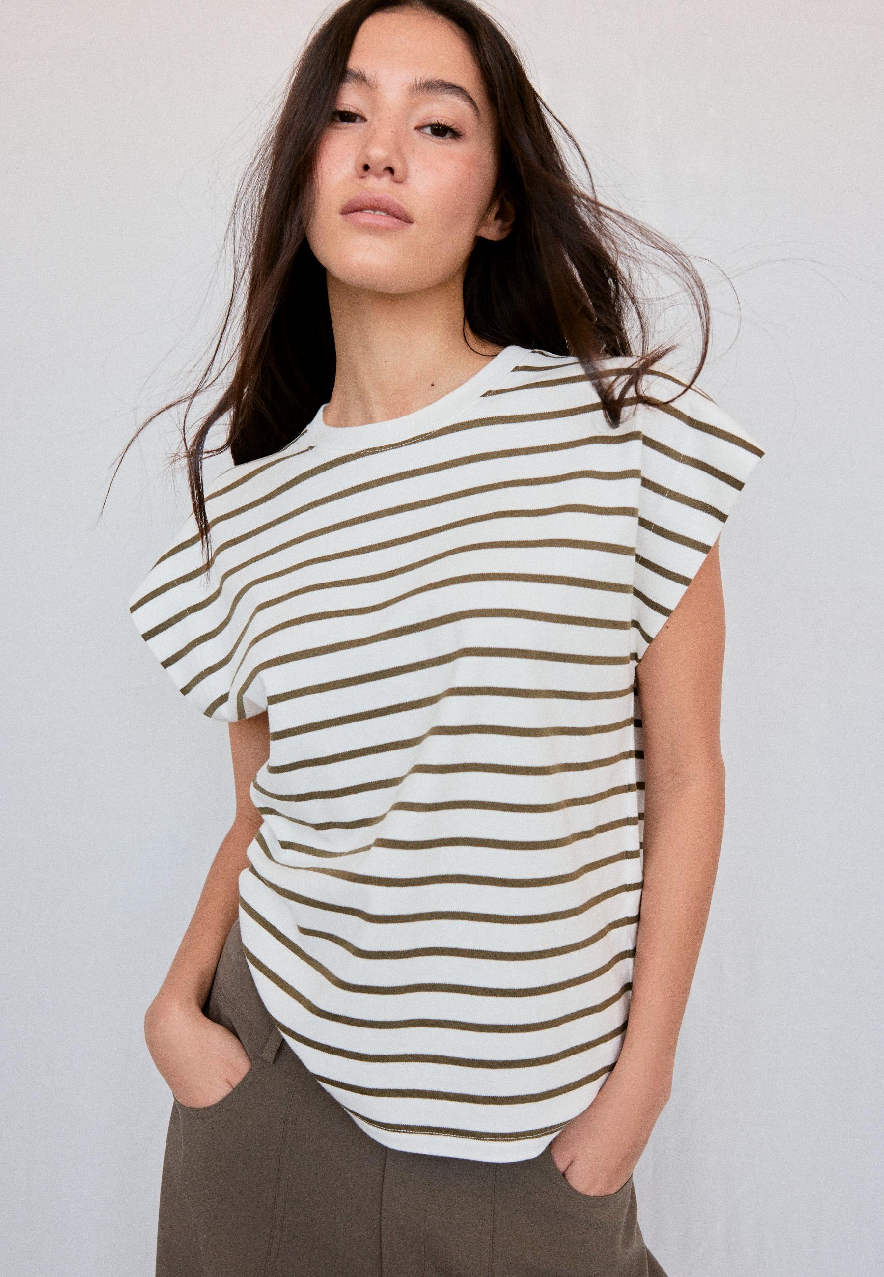 Stradivarius B06 Çizgili düşük kollu t-shirt görsel 8