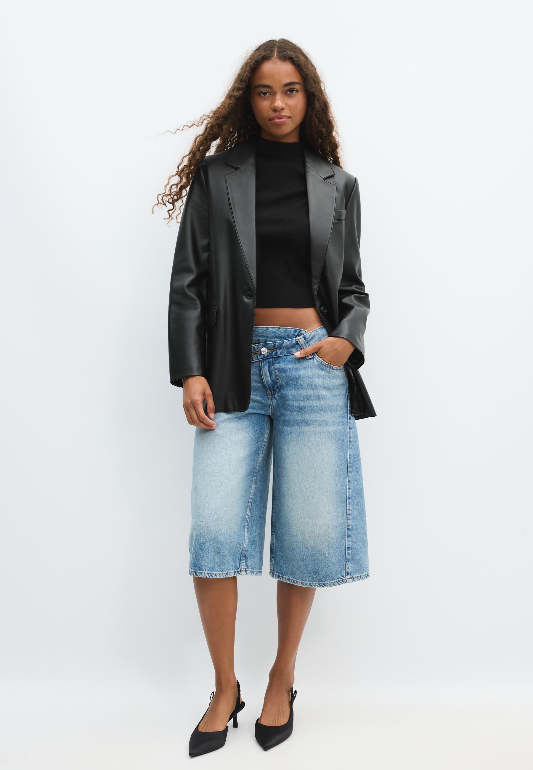 Stradivarius Μπλέιζερ Regular Fit Με Όψη Δέρματος Μαύρο Xs