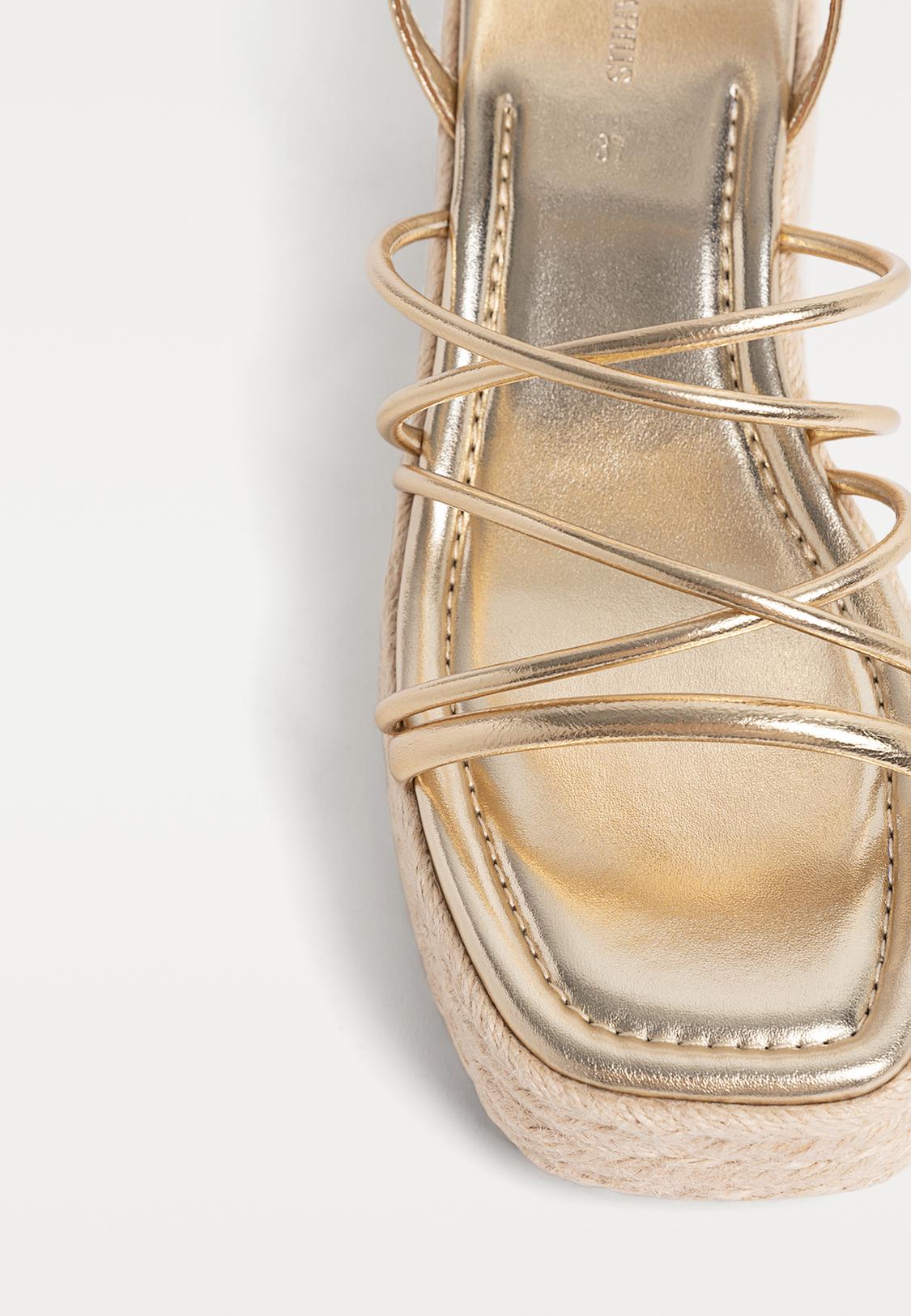 Clearance Stradivarius Sandali Dorati Stradivarius Calzino Tacchi