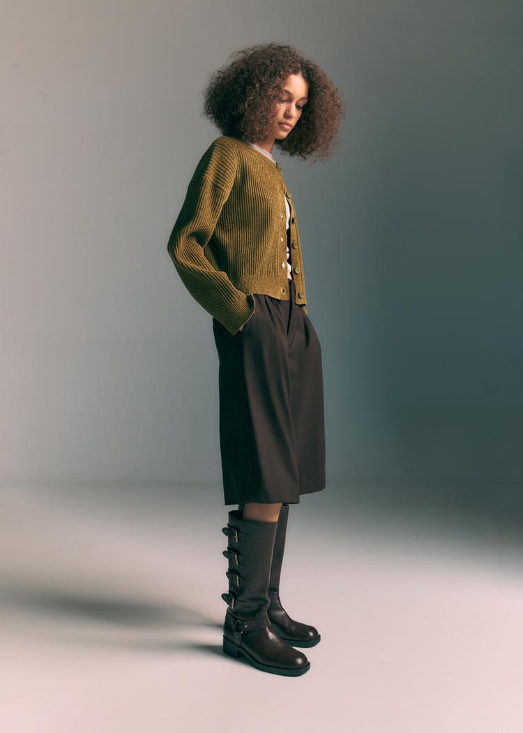 casaco de malha com botoes