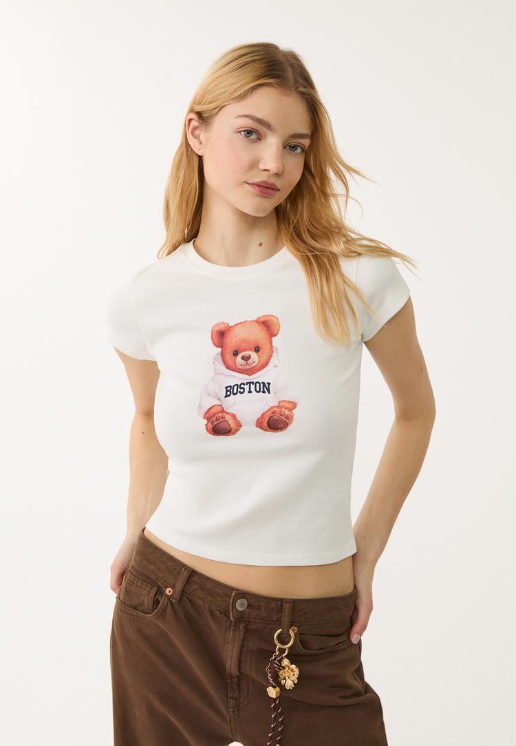 camiseta fitted estampado oso