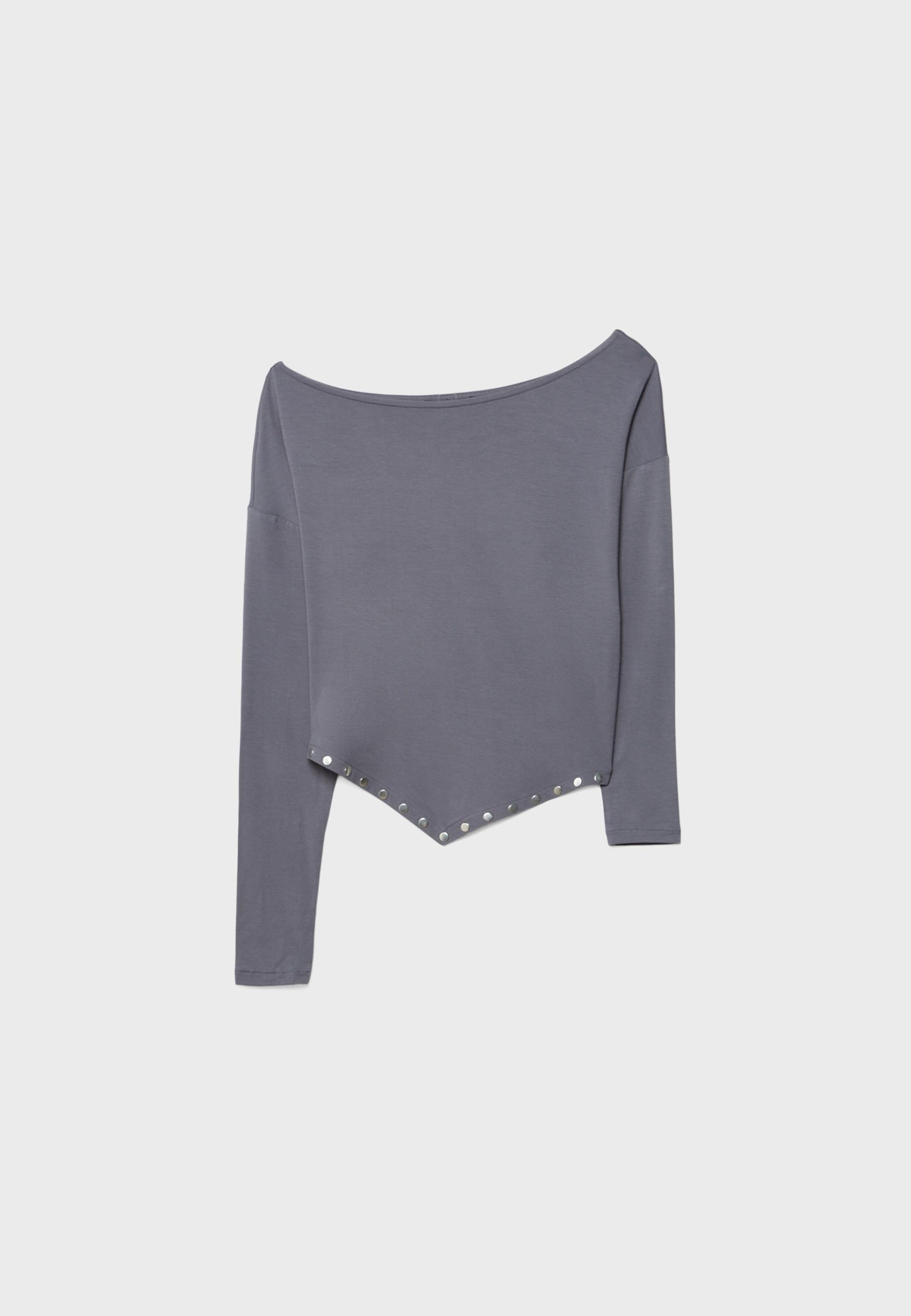 Studded V-neck T-shirt — Dark grey