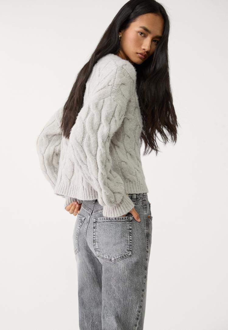 pull cropped en maille tressee