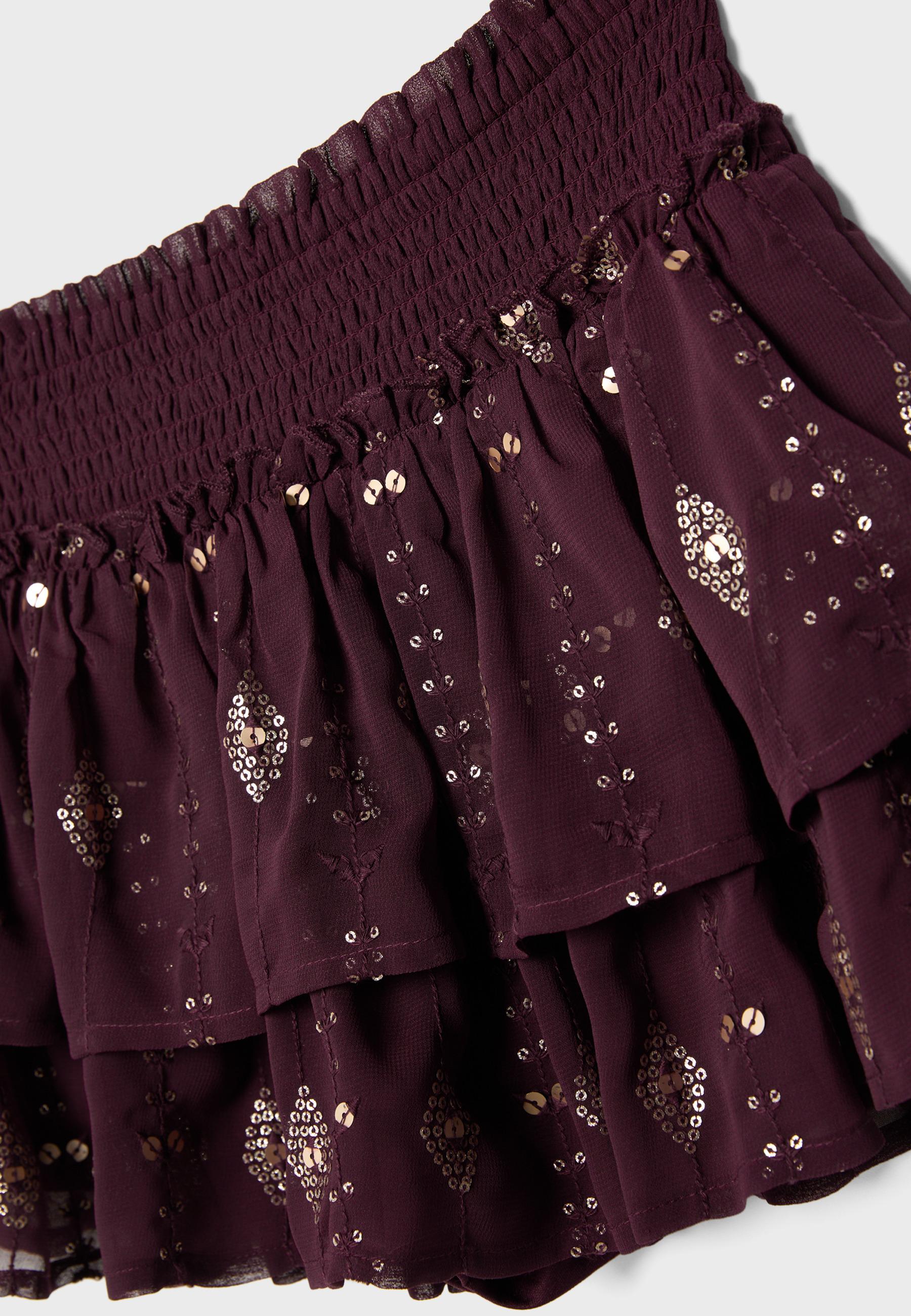 Embroidered skirt