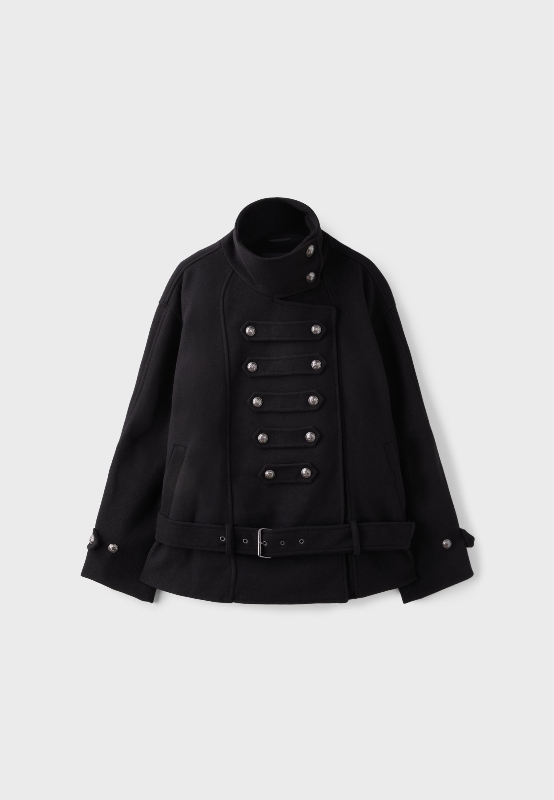 Chaqueta cuello alto botones