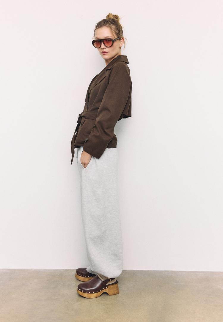 Stradivarius Trench Fluid Scurt Cu Curea Maro Xs