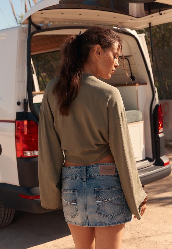 soepelvallende open blouse