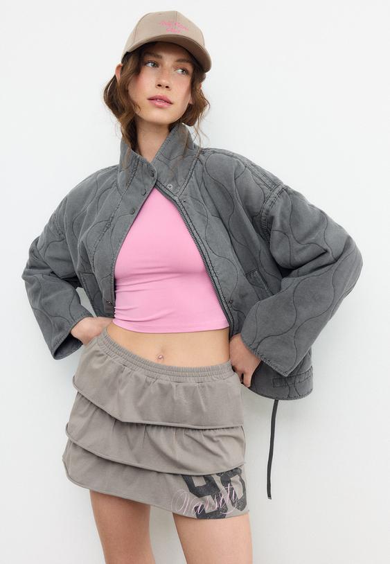 Krilo Z Volančki In Pozicijskim Tiskom