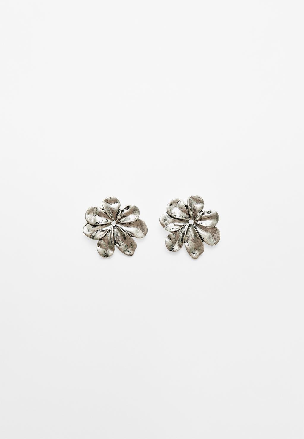 Textured flower earrings