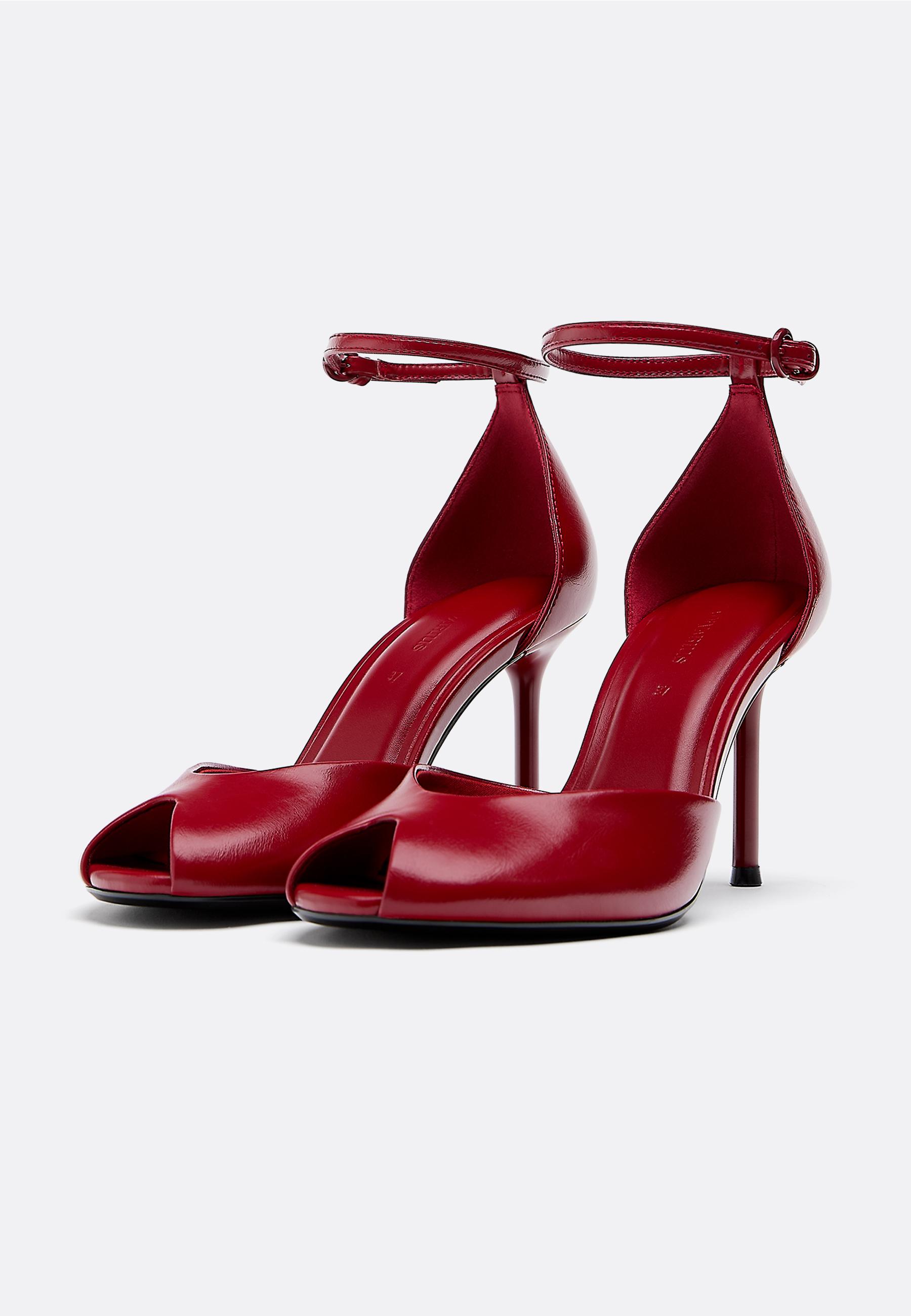 Open toe heeled shoes — RED