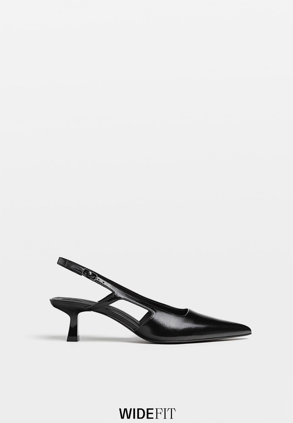 WIDE FIT. Buty kitten z odkrytą piętą